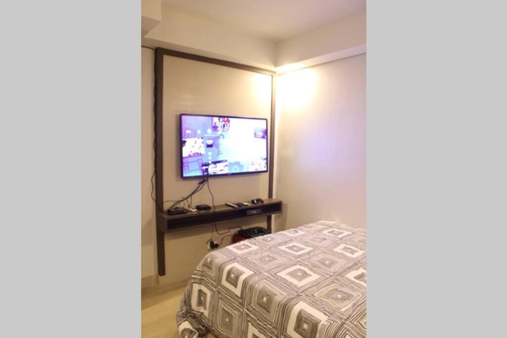 A2J Luxury Bgc Balcony Suite Near Sm Aura Taguig Manila Kültér fotó