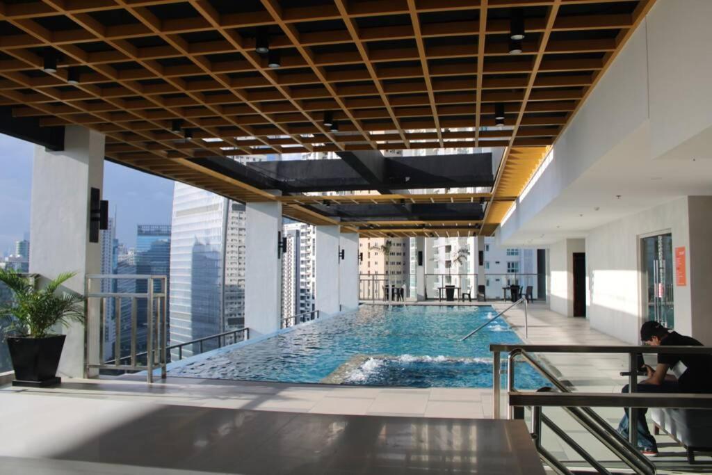A2J Luxury Bgc Balcony Suite Near Sm Aura Taguig Manila Kültér fotó