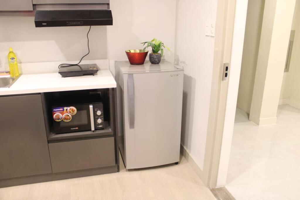 A2J Luxury Bgc Balcony Suite Near Sm Aura Taguig Manila Kültér fotó